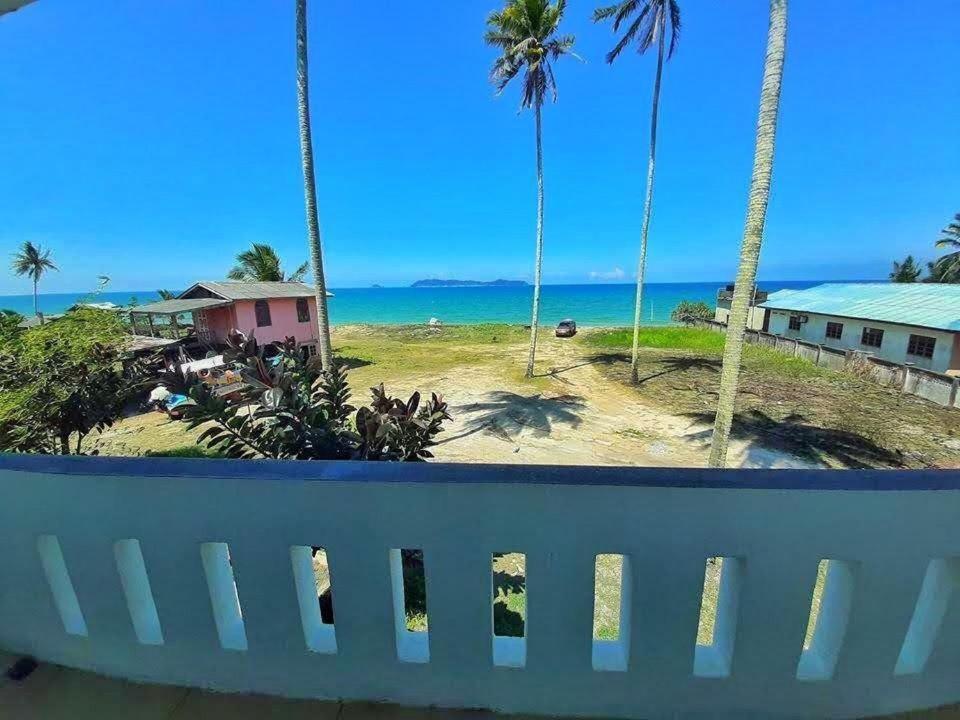 Aqil Beach Inn Marang Luaran gambar